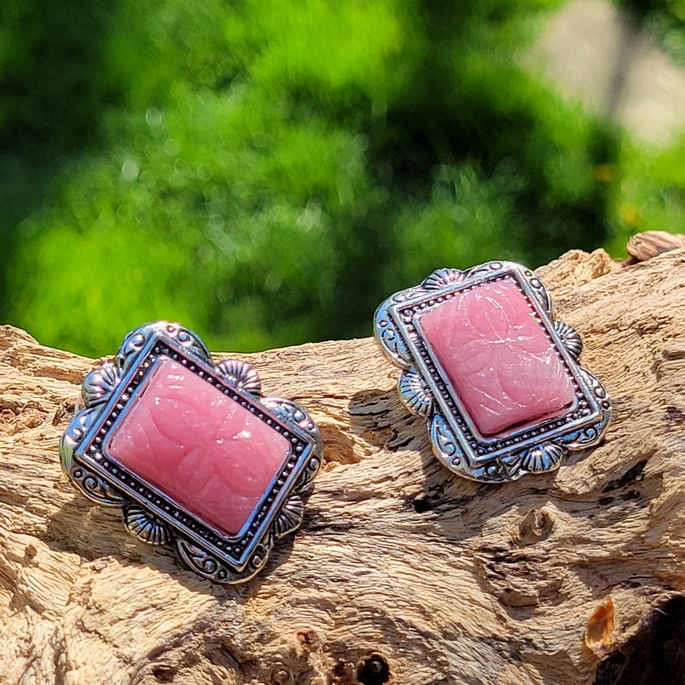 Western Boho Chic Etched Glass Silver Tone Earrings, pink - Picture 4 of 4